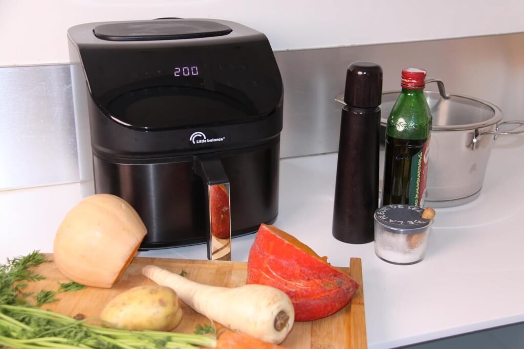 Friteuse sans huile Little Balance 8704 Crousty Light XL, 10 programmes pré-définis, 7 litres, pour 6 personnes, 1600 W, Noir